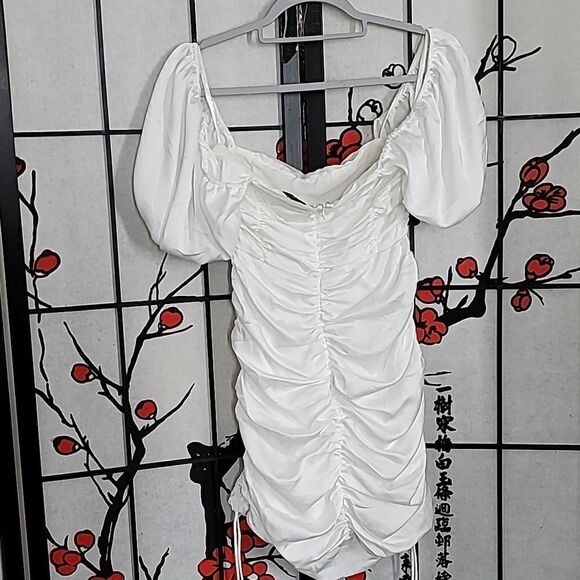 Sabo Skirt Ruched Mini Peasant Dress in White - Picture 7 of 11